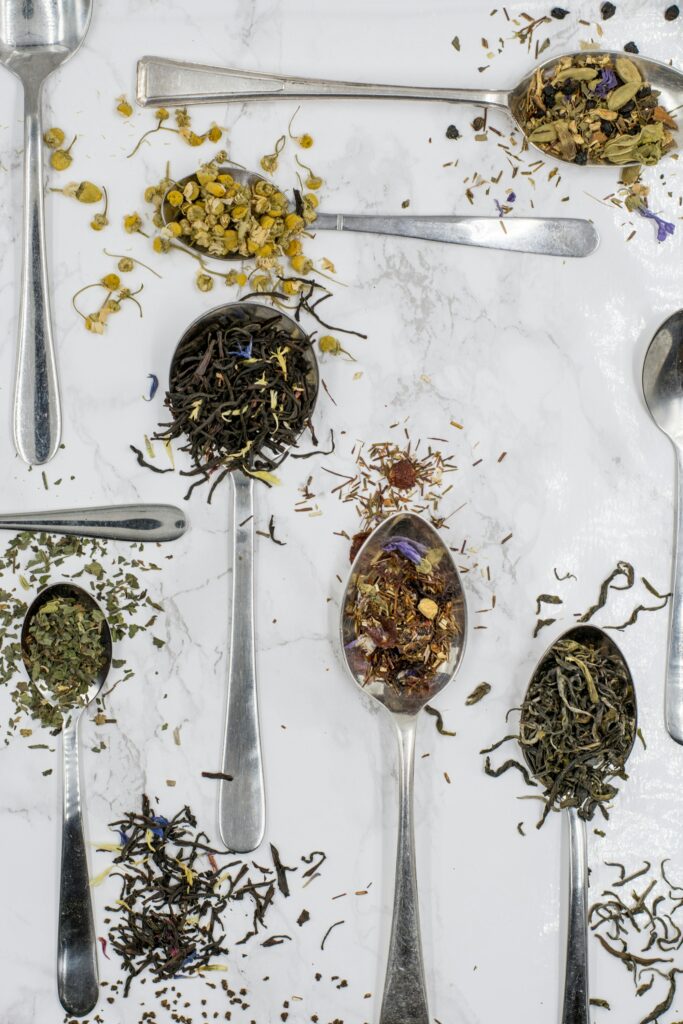 Hindistan Çayları — Darjeeling in Zirvelerinden Assam ın Vadilerine